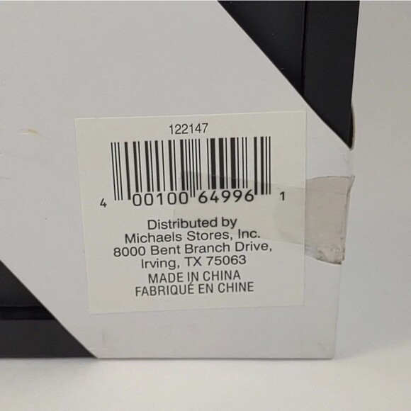 Shadow box 8" x 10" Hinged NWT - Picture 10 of 13